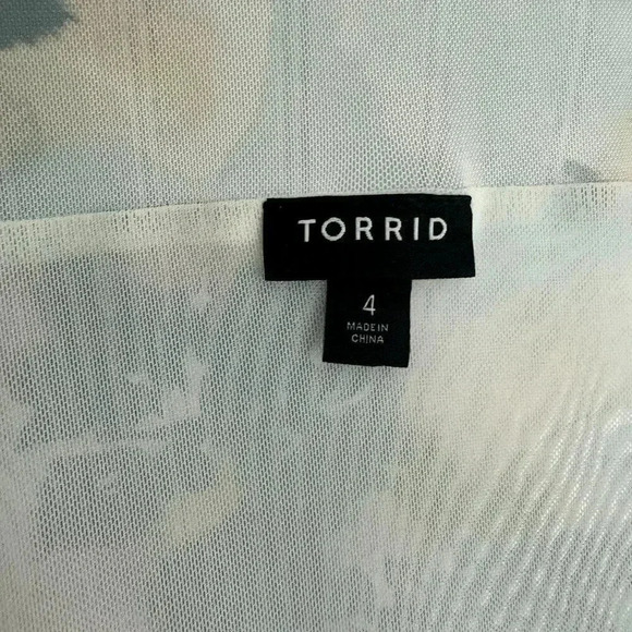 Torrid stretch mesh crewneck ruched short sleeve watercolor floral top 4X D45 - Picture 5 of 7